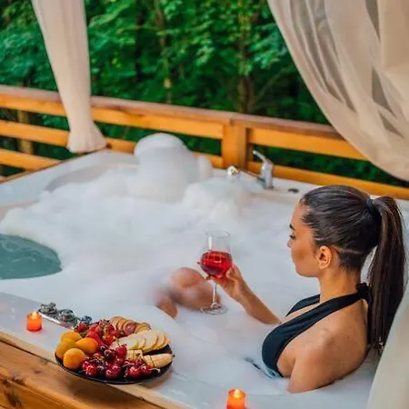 Bungalov ホテル *